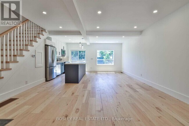 Photo du bâtiment - 283 Davisville Ave