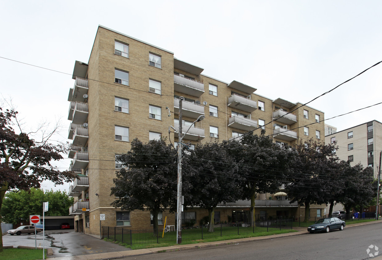 Building Photo - 330 Hopewell Ave