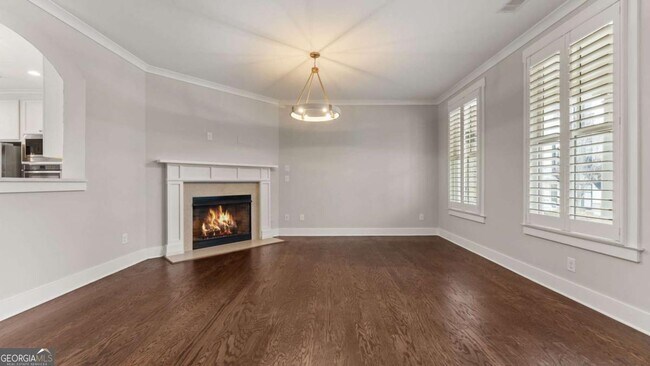 Building Photo - 183 Fowler St