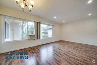 Building Photo - 1060 S Stanley Ave