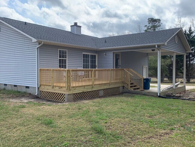 Terraza trasera - 106 Whitaker Ct