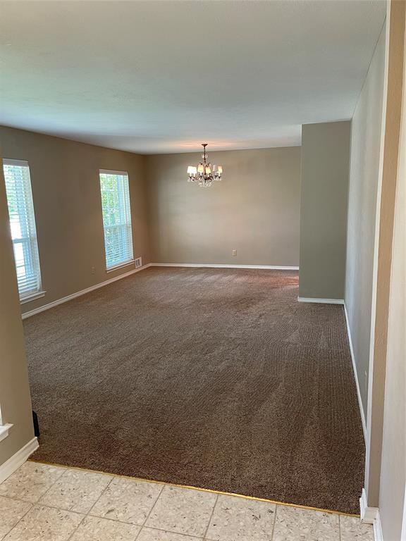 Foto del edificio - 10129 Robin Hill Ln