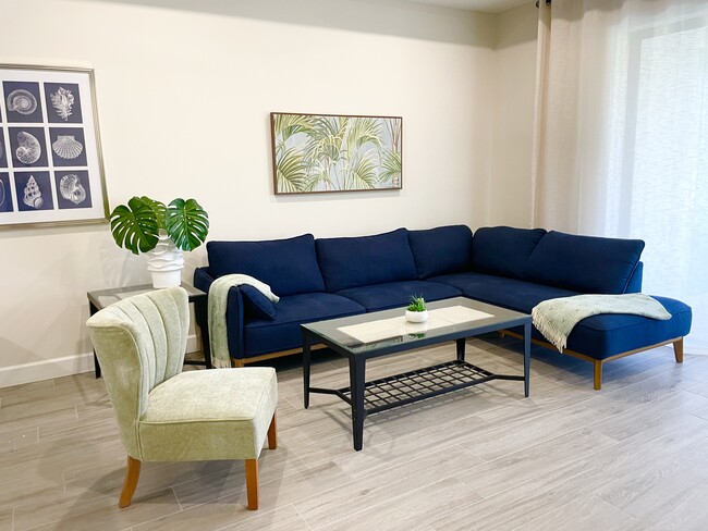 Living Room - 13447 Pine Needle Ln