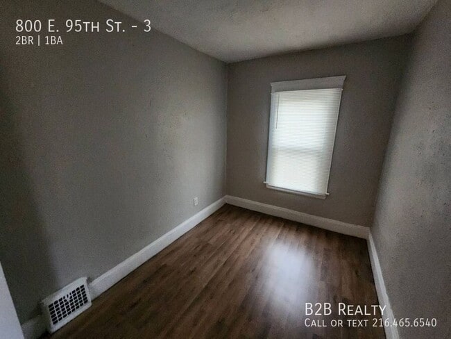 Foto del edificio - 800 E 95th St
