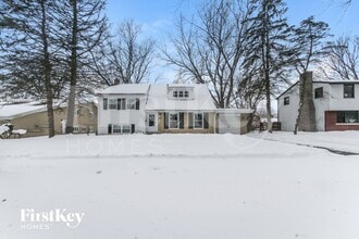 Building Photo - 18344 Aberdeen St