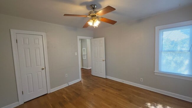 Building Photo - Charming & Affordable 2-Bedroom Home – Ready for Move-In!