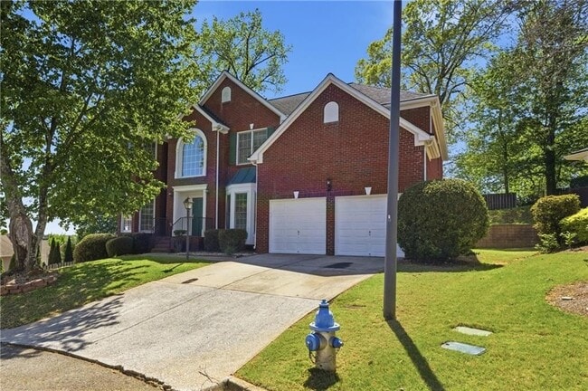 Building Photo - 1702 Clay Brooke Ct SE