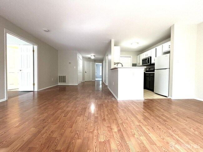 Foto del edificio - 7302 Elm Ct