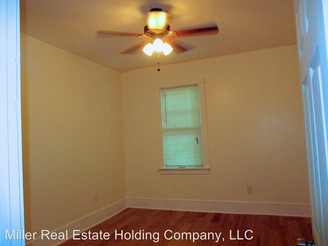 Building Photo - 523 W 39th St