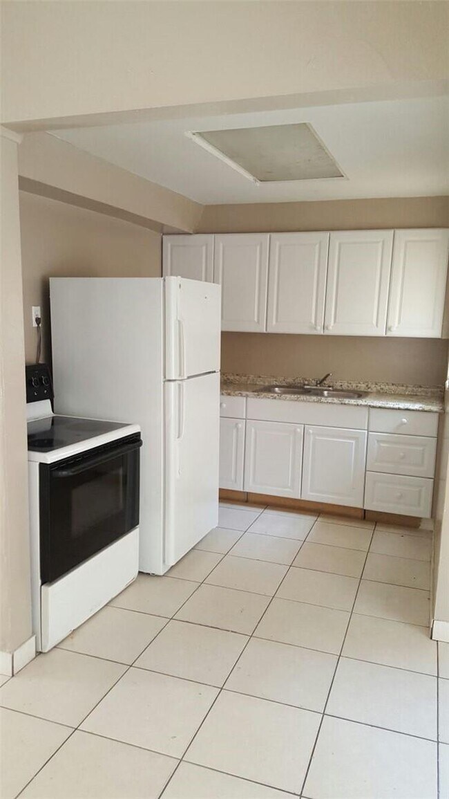 Foto del edificio - 1804 NW 16th Ct