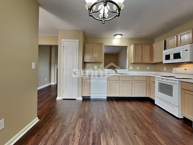 Building Photo - 12071 Driftstone Dr