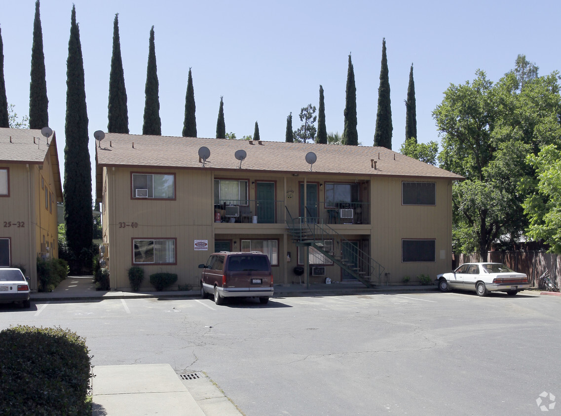 Building Photo - La Paloma