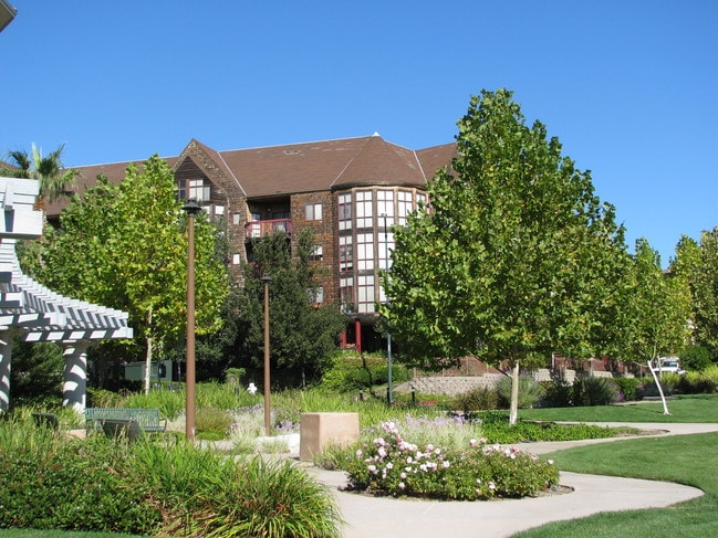 Building Photo - Park Place Apartments