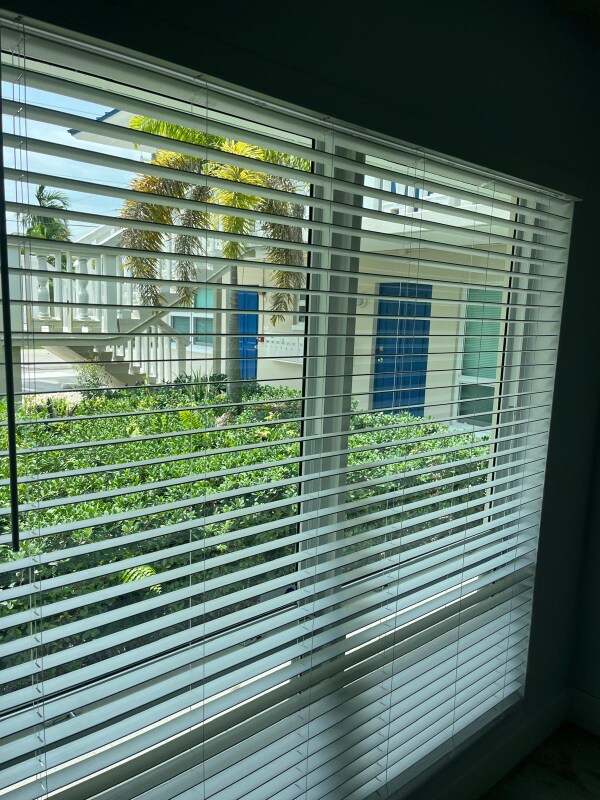 Foto del edificio - 501 NE 23rd St