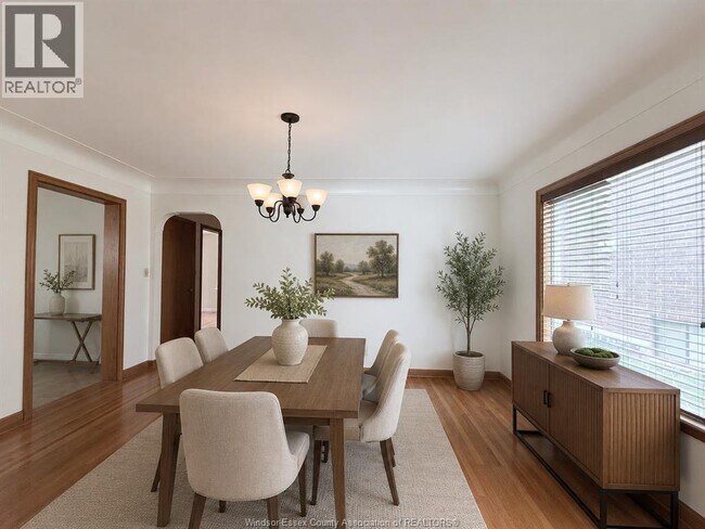 Photo du bâtiment - 610 N Talbot Rd