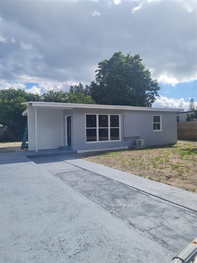 Building Photo - 4390 Ter