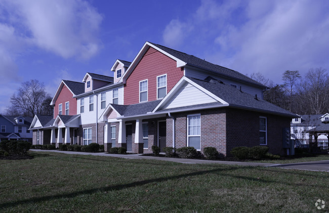 Building Photo - Hillside Towns Apartments