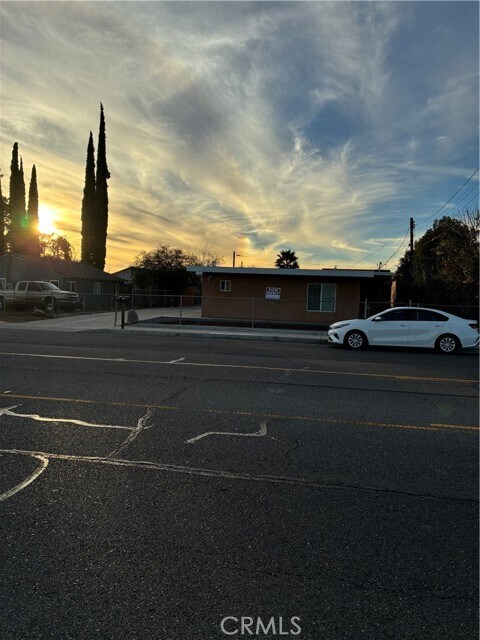 Foto del edificio - 627 Xenia Ave