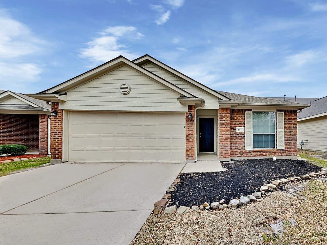 Primary Photo - 1011 Redcrest Springs Ct