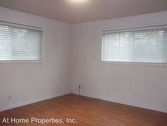 Foto del edificio - 328 NW 13th St