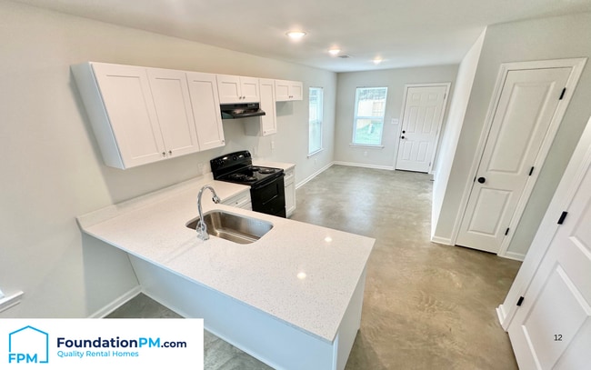 Photo - 2507 E Tyler Ave House