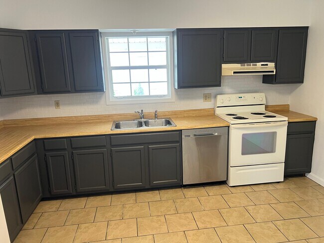 Foto del edificio - 111A Paintrock Ferry Rd, Kingston, TN 37763