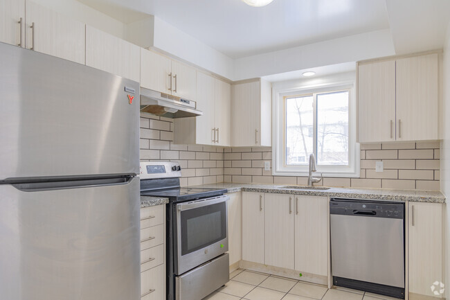 3BR, 1.5BA - Cuisine - Stoneglen Townhouses