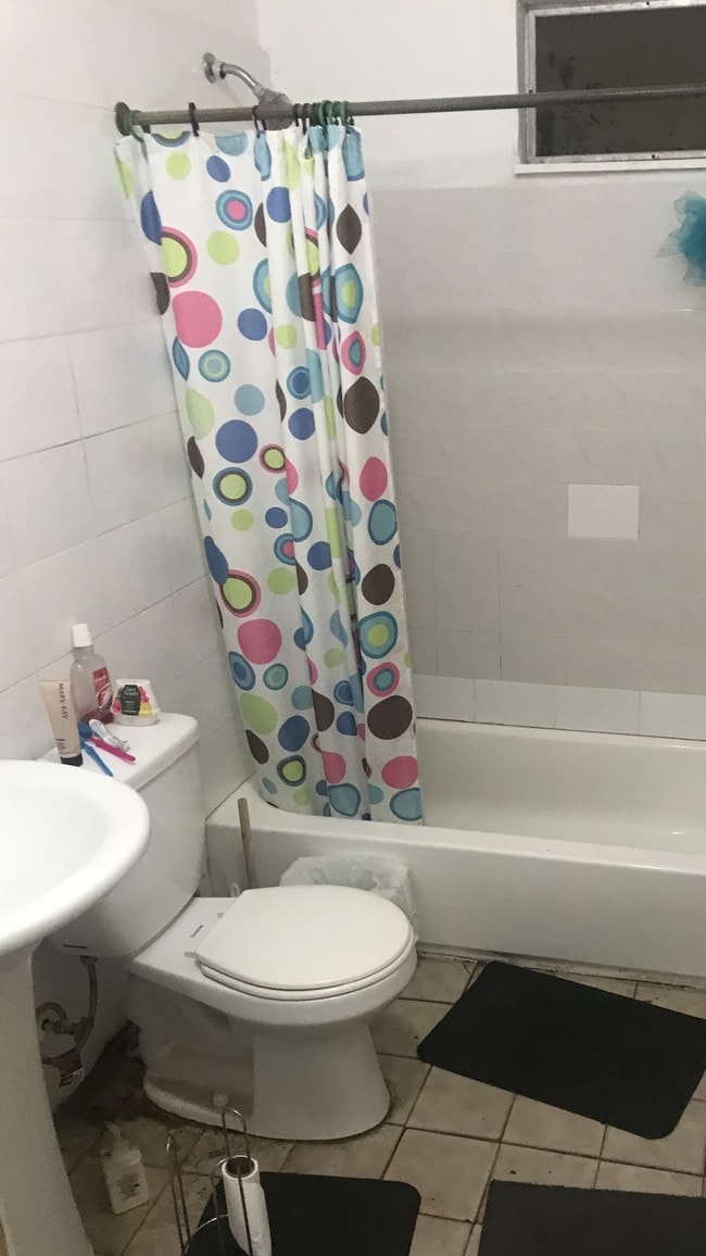 Foto del edificio - 1021 SW 5th St