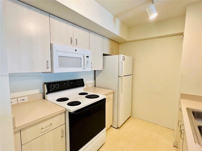 Foto del edificio - 711 SW 111th Way