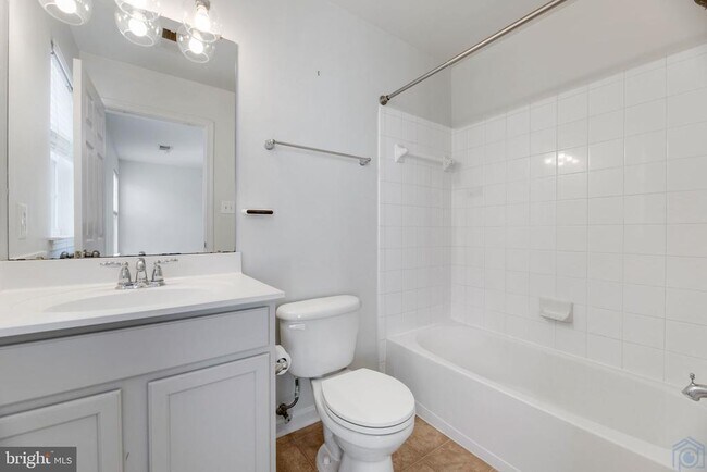 Building Photo - 8026 Forest Ridge Dr