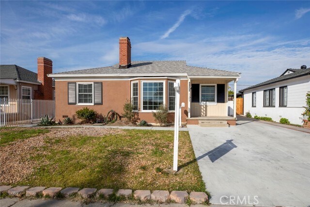 Building Photo - 11243 Valerio St