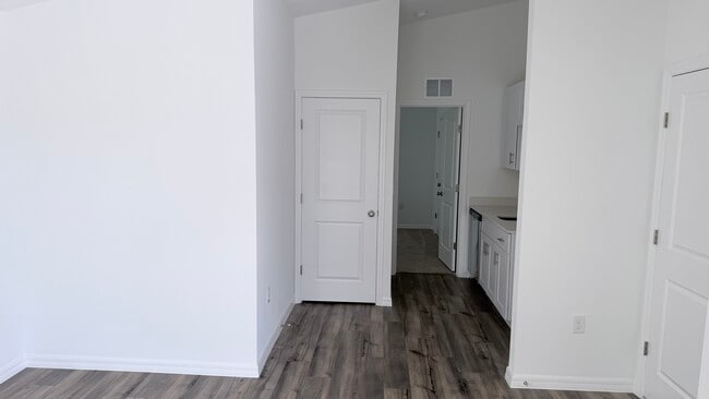 Foto del edificio - 3959 Altitude Run