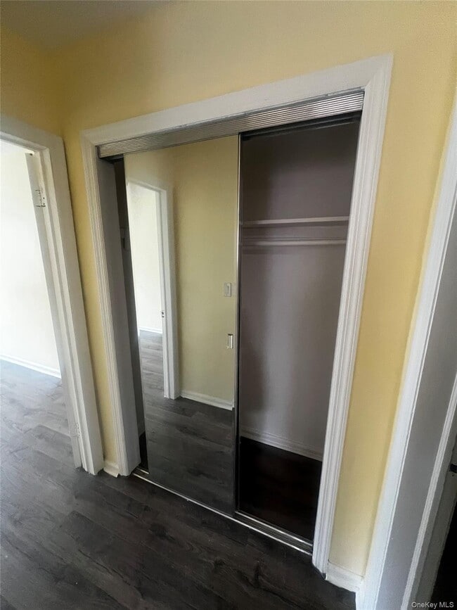 Foto del edificio - 2113 Chatterton Ave