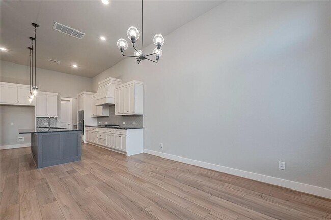 Building Photo - 5106 Blooming Hibiscus Ln