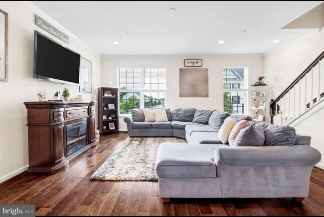 Foto del edificio - 7713 Gaston Pl