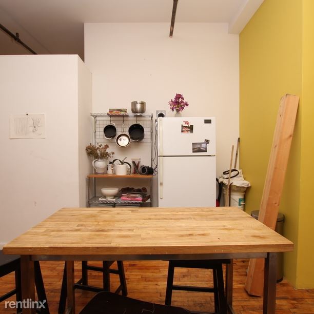 Foto del edificio - 476 Jefferson St