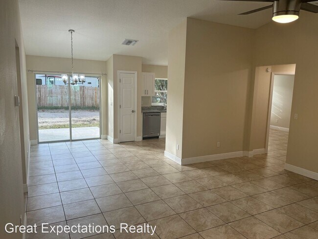 Building Photo - 3 br, 2 bath House - 13574 SE 55th Ave