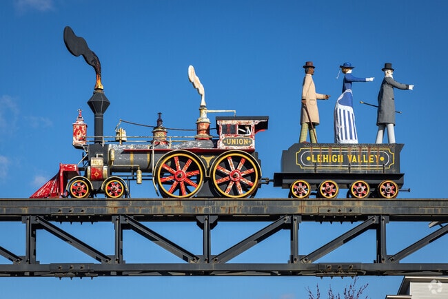 A statuette train commemorating the Lehigh Line railroad sits aloft at Union Station.