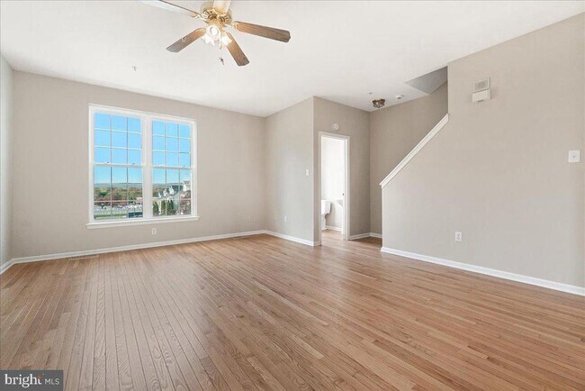 Building Photo - 5403 Upper Mill Terrace S