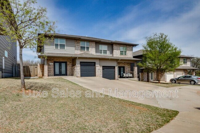 Foto del edificio - 7907 NW 135th Terrace
