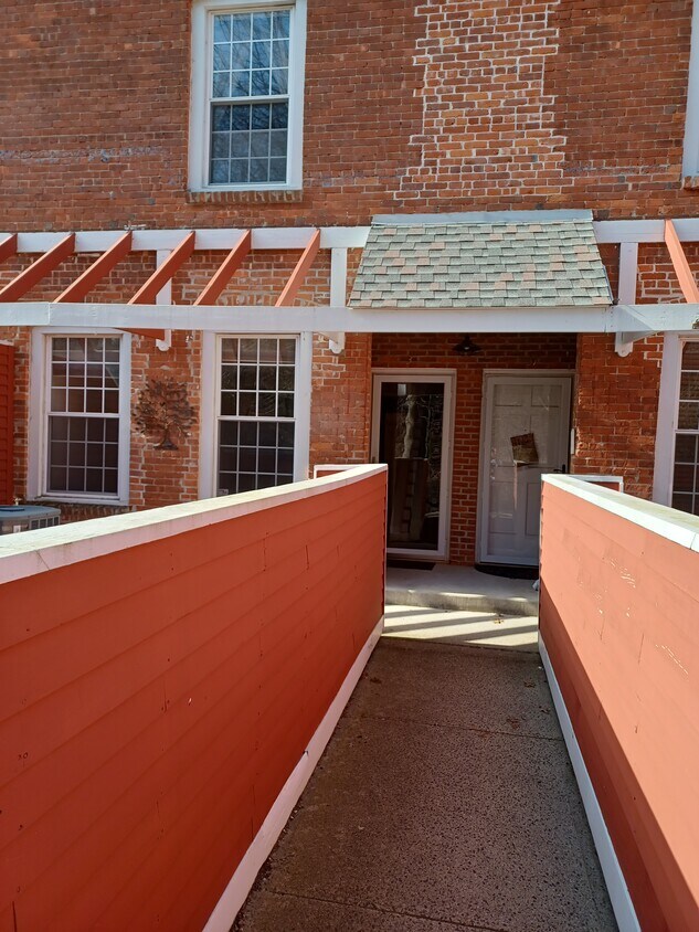 55 Oil Mill Rd Unit 38, Danbury, CT 06810 Condo for Rent in Danbury, CT