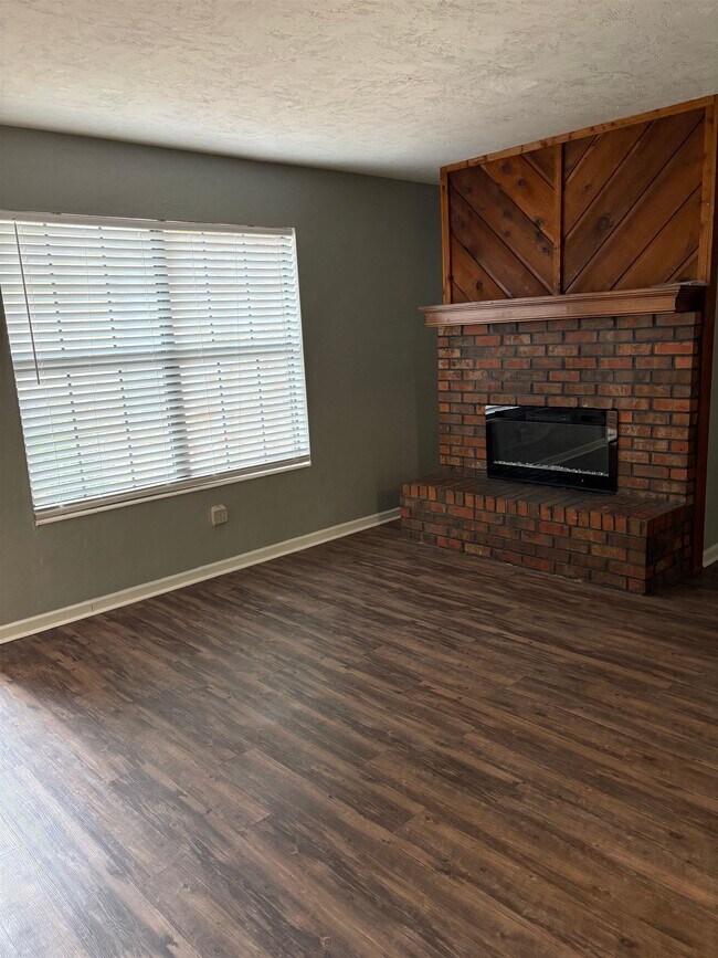 Building Photo - 3449 Fred George Rd