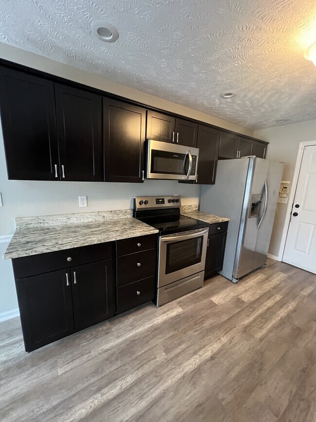 Foto del edificio - 5617 Shady Pine Ct