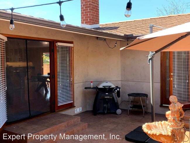 Foto del edificio - 4 br, 3 bath House - 7949 Eastridge Drive