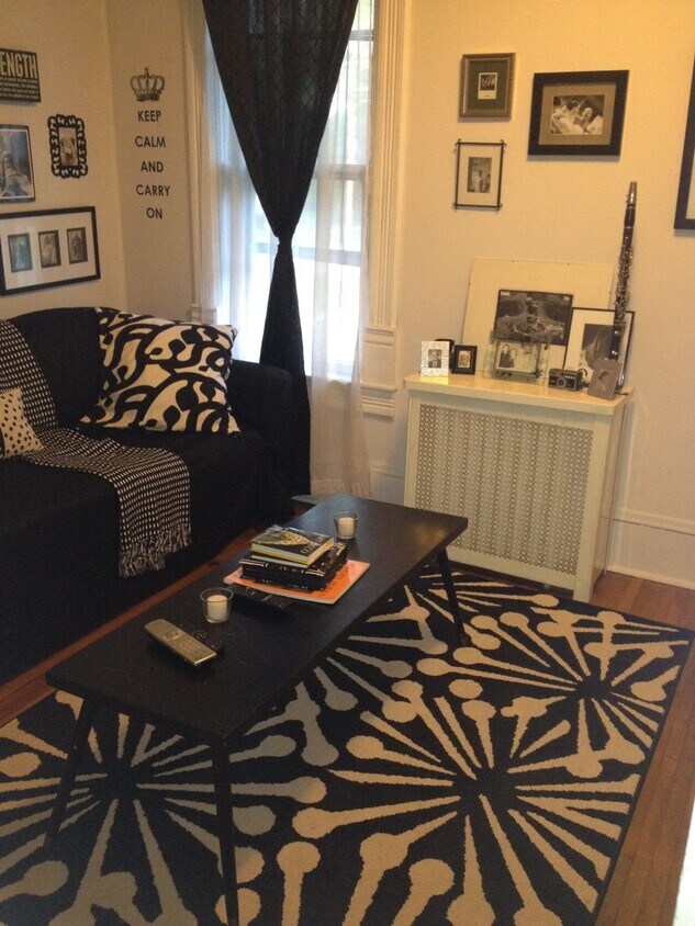 Foto principal - 23903 W Ottawa St