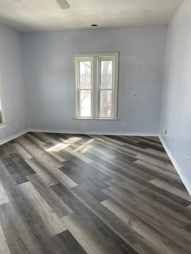 322 S Elm Ave, Owatonna, MN 55060 House Rental in Owatonna, MN