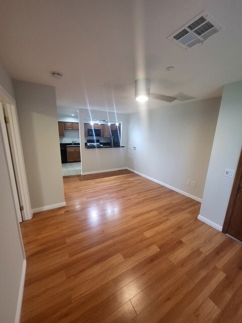 Building Photo - 3914 W Victory Blvd