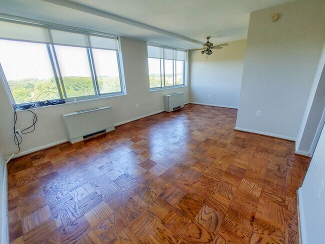 Foto del edificio - Lovely Studio Apt. in desirable location. ...