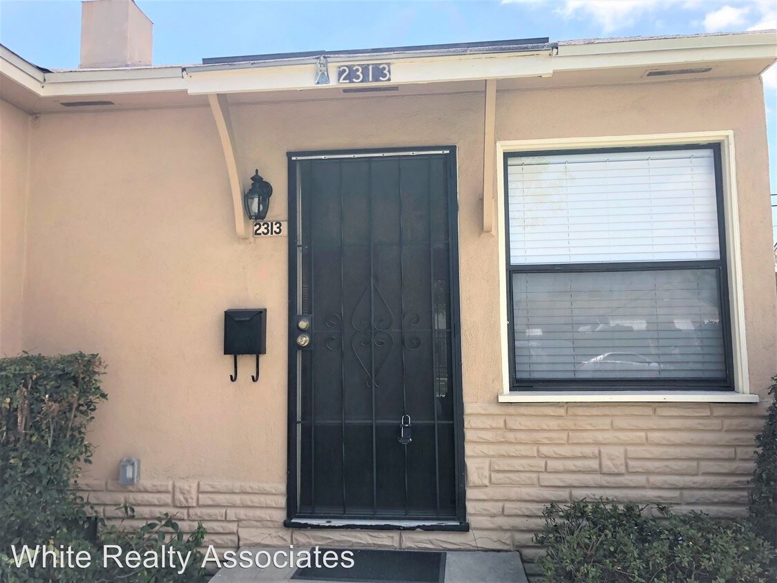 Foto principal - 2311-2313 Belmont Ave