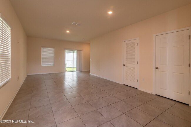 Foto del edificio - 871 Observatory Pkwy